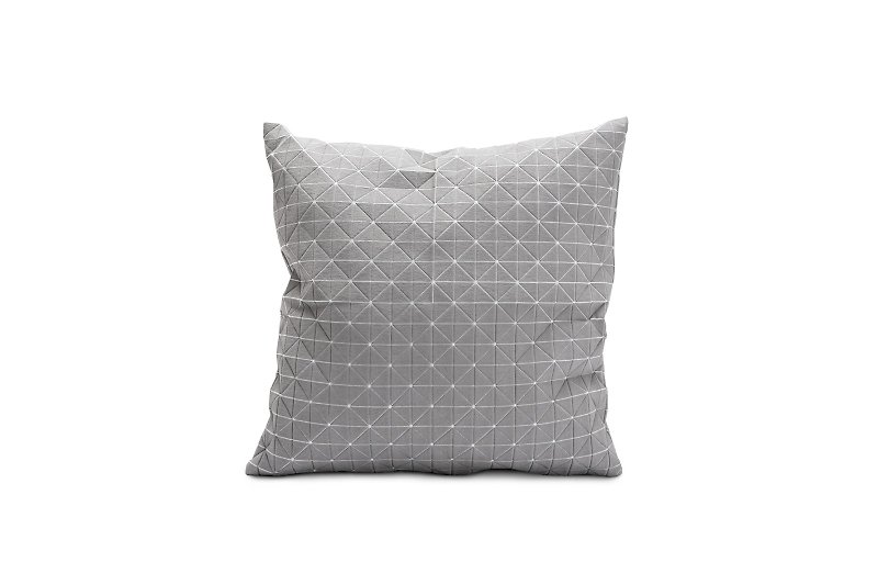 Geo origami pillow gray M - หมอน - ผ้าฝ้าย/ผ้าลินิน สีเทา