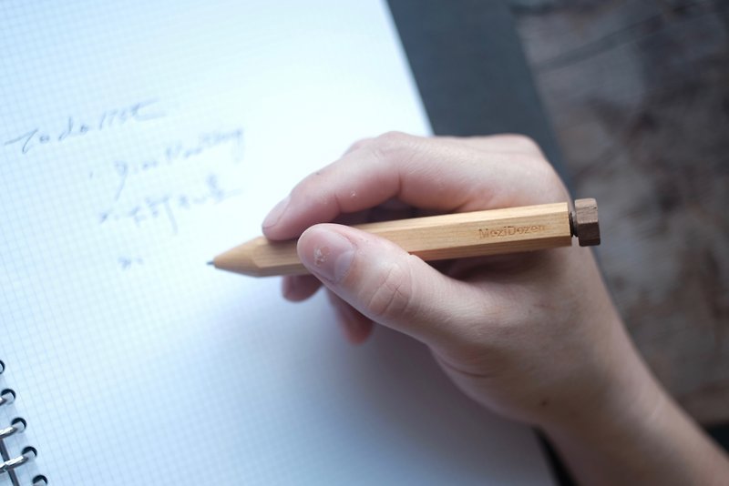 原子筆-檜木、胡桃木 l 木質文具 0.8mm