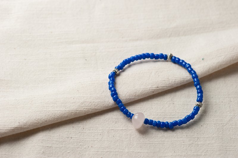 [] Woody'sHandmade firmament. Sapphire glass bracelets, a paragraph, the main white crystal stone beads Sky (A). Blue Liu-li Bracelet - สร้อยข้อมือ - วัสดุอื่นๆ สีน้ำเงิน