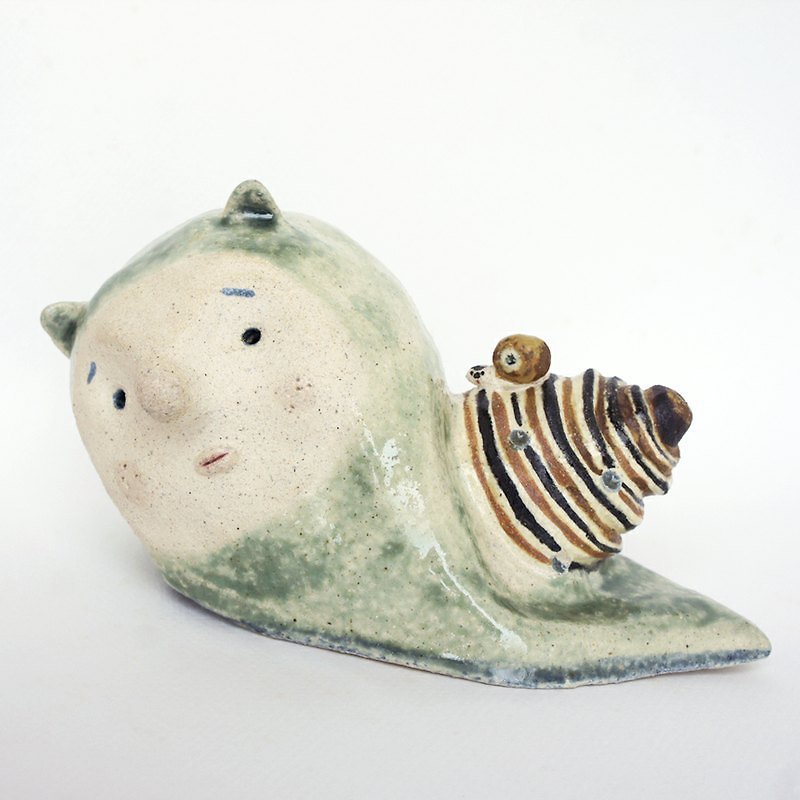 ﹝ feel Tao as ﹞ snail - us to travel together - Pottery & Ceramics - Other Materials Green