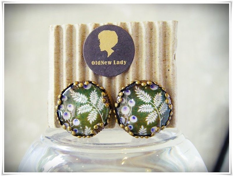 OldNew Lady- 1.5cm round bronze ear clip. Retro calico printing [olive] New!