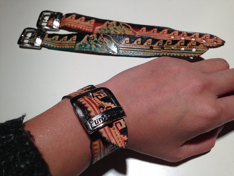 Machu Picchu hand dyed leather bracelet - สร้อยข้อมือ - หนังแท้ สีส้ม