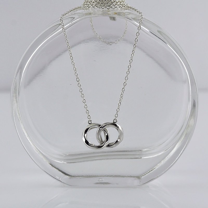 Interlocking Twist Circle Necklace,SV 925 - Necklaces - Sterling Silver Silver