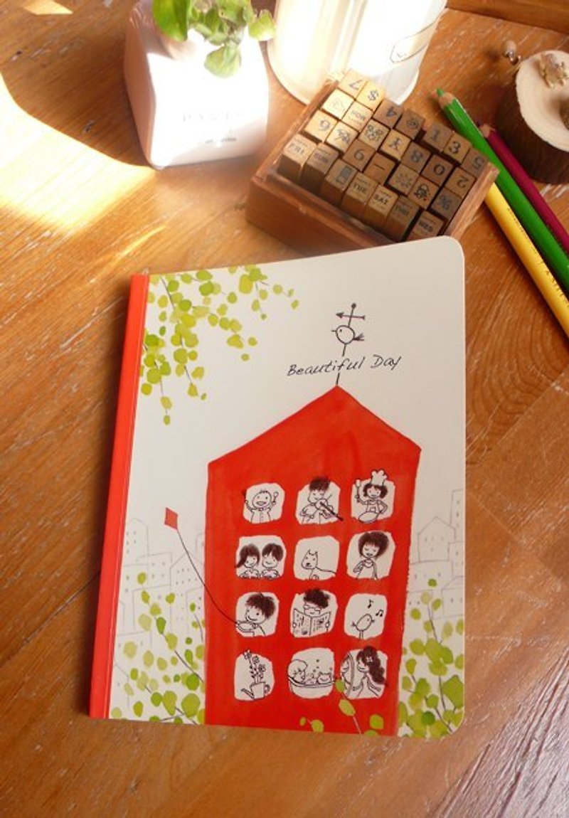 Blank notebook on beautiful day - สมุดบันทึก/สมุดปฏิทิน - กระดาษ สีแดง
