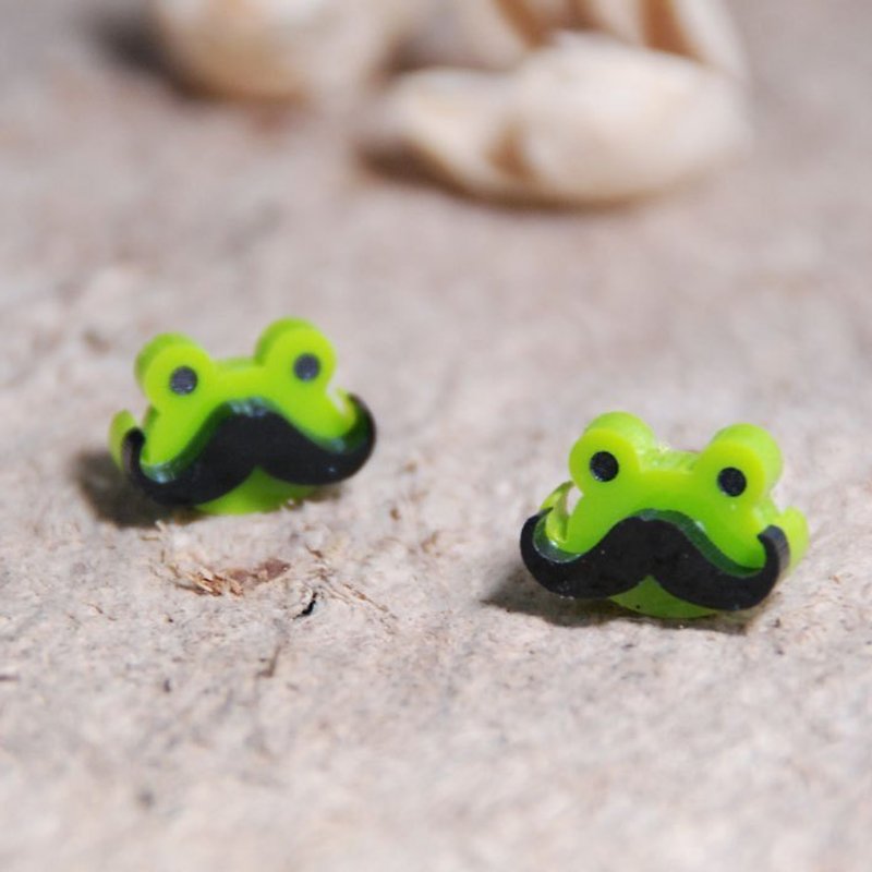 你是我的青蛙王子/達利♥鬍子/抗過敏鋼針/可改夾式 - Earrings & Clip-ons - Plastic Green