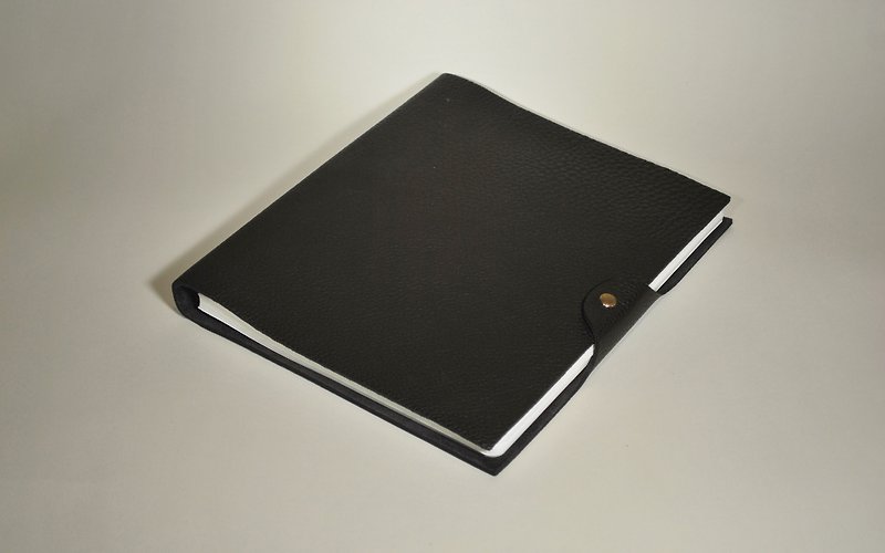 Black leather notebook (large) - สมุดบันทึก/สมุดปฏิทิน - หนังแท้ สีดำ