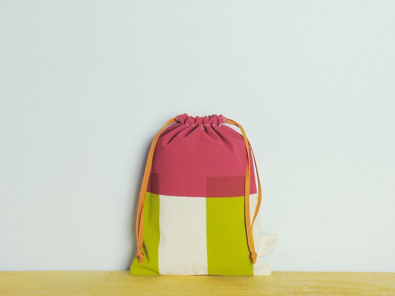 Gold Hoop Handprint Drawstring Bag / #11 Matcha Red Bean - Toiletry Bags & Pouches - Other Materials Red