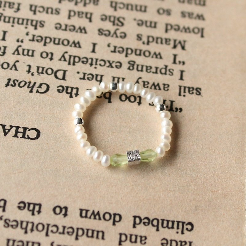 Journal (letter B - Bowknot fine soft rings) - Silver handmade, fresh water pearls, Stone - แหวนทั่วไป - วัสดุอื่นๆ สีเขียว