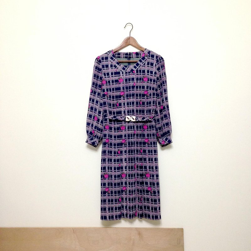 │Thousands of gold are hard to buy, I knew it well │Checked purple vintage dress VINTAGE/MOD'S - One Piece Dresses - Other Materials 