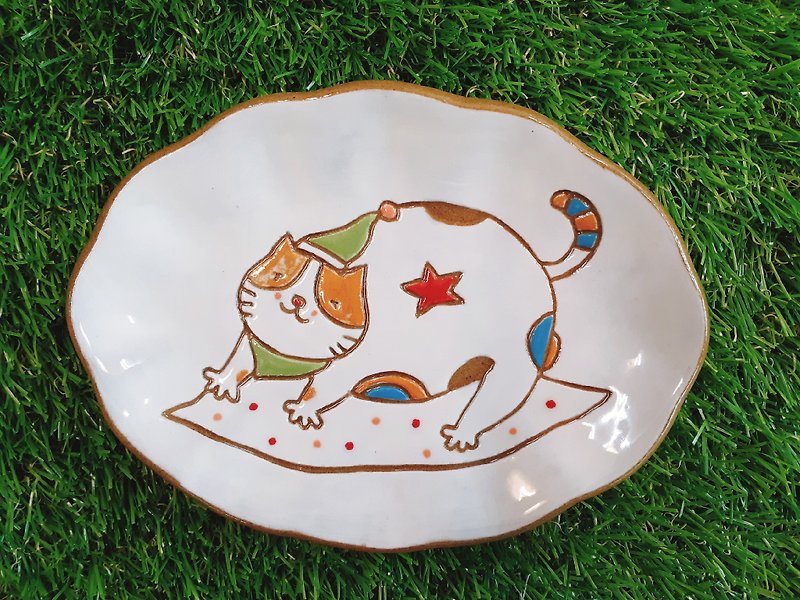 【造形プレート】リトルプリンス 猫空飛ぶじゅうたん 子猫 - 皿・プレート - 陶器 
