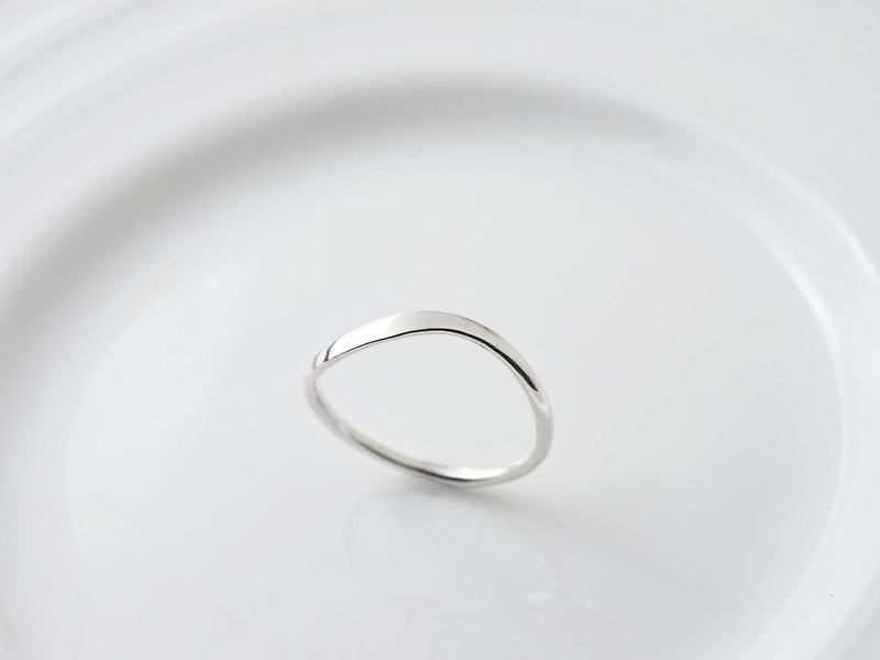 Happiness curve (925 sterling silver ring) - C percent handmade jewelry - แหวนทั่วไป - เงินแท้ สีเงิน