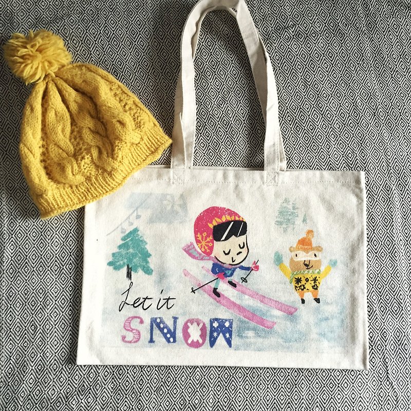 Snow! Girl with Bear ski canvas tote bag thick canvas bag - Messenger Bags & Sling Bags - Other Materials Blue
