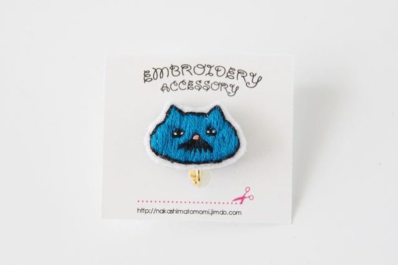 ねこじじい　刺繍イヤリング　ブルー - 耳環/耳夾/耳骨夾 - 其他金屬 