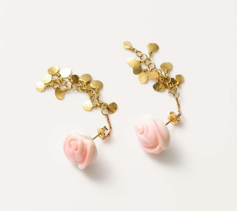薔薇與水滴 黃銅耳環 - 耳環/耳夾 - 其他金屬 金色