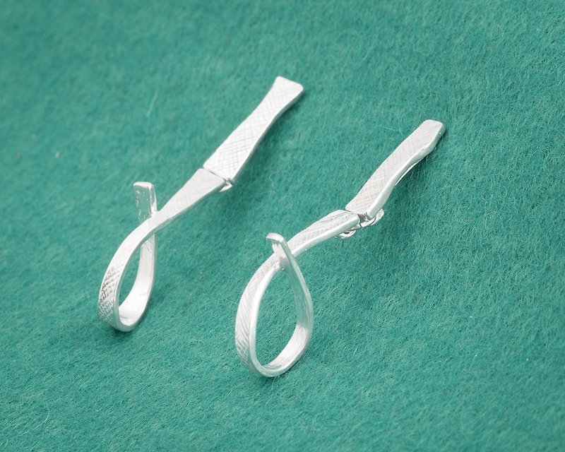 Long earrings - soft texture earrings - dangle earrings - paper chain design - Earrings & Clip-ons - Silver Silver