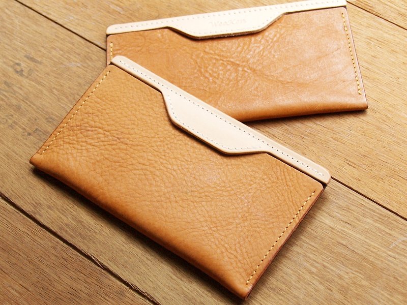 Leather Phone Case for iPhone 13 mini / SE3 ( Custom Name ) - Classic Tan - Clutch Bags - Genuine Leather Yellow