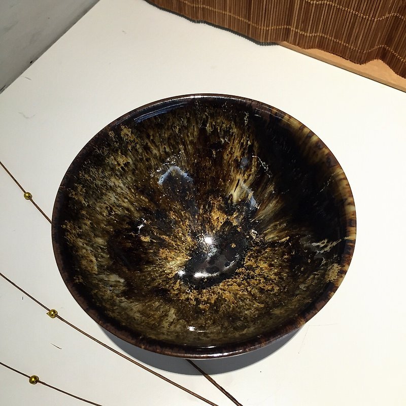 Teacher Wu Dashan pulls the Tianmu bowl (dark green) - Pottery & Ceramics - Other Materials 