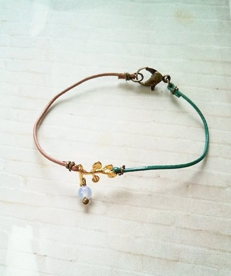 ﹉karbitrary﹉ ▲ ---⊕--- 18K Golden Bough | opal | Crystal Point | leather bracelet hand rope gift - Bracelets - Genuine Leather Brown