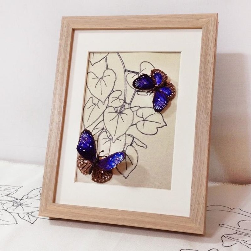 ［織林］展翅紫斑。刺繡立體畫 - 海報/掛畫/掛布 - 繡線 白色
