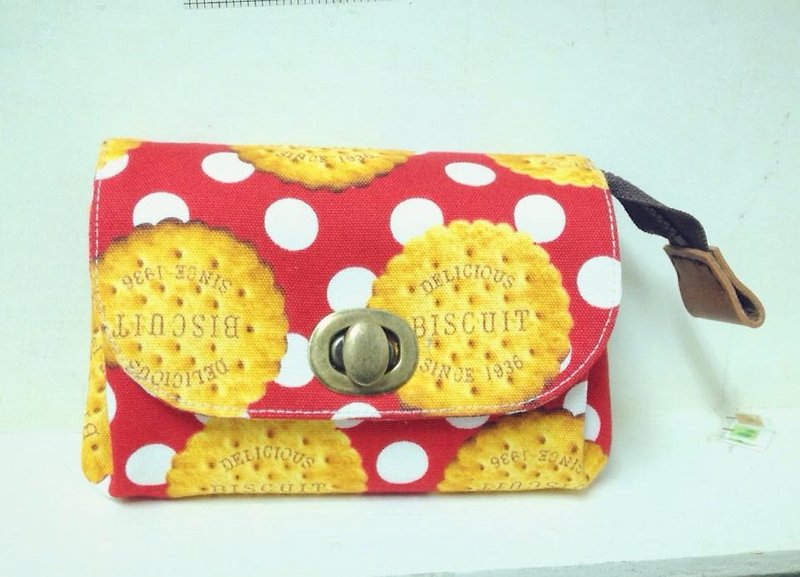 * Clare cloth hand-made biscuits bite of Japanese short clip / Clutch - Clutch Bags - Other Materials Red