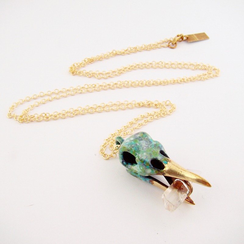 Patina crow skull in brass with clear quartz stone and oxidized antique color - Necklaces - Other Metals 