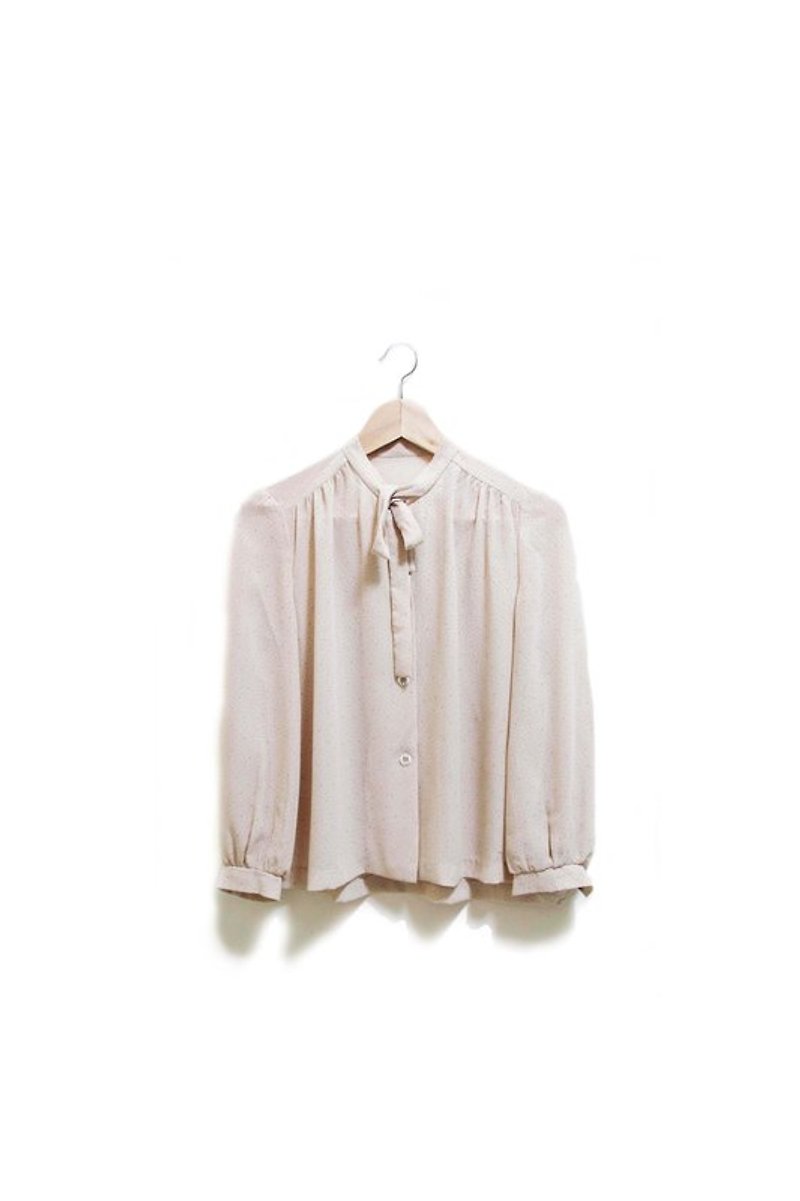 【Wahr】駝色點點薄襯衫 - Women's Shirts - Other Materials Multicolor