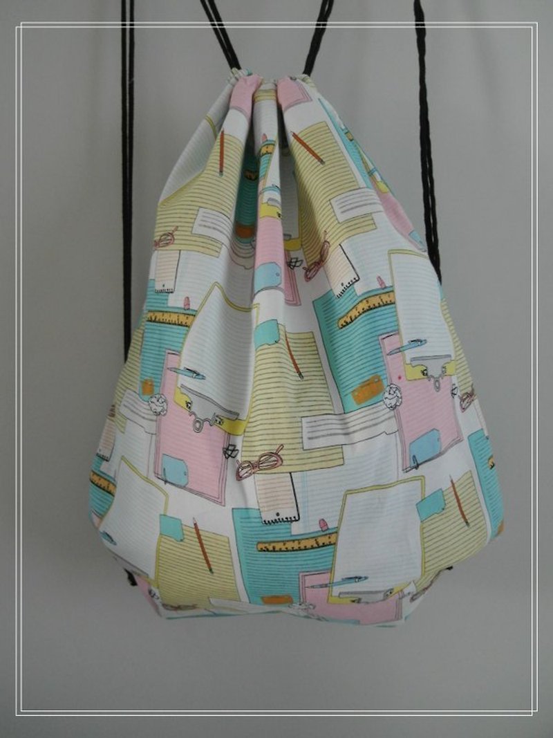 ~ M + Bear ~ Vintage Drawstring Backpack (laptop-like) - Messenger Bags & Sling Bags - Other Materials Green