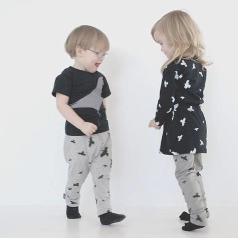 Moi Kids 冰島有機棉童裝哈倫長褲 3歲至8歲淺灰色 - 男/女童長褲/短褲 - 棉．麻 灰色