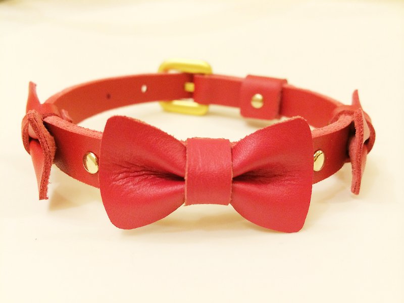 Zemoneni red bow tie dog collar - ปลอกคอ - หนังแท้ สีแดง