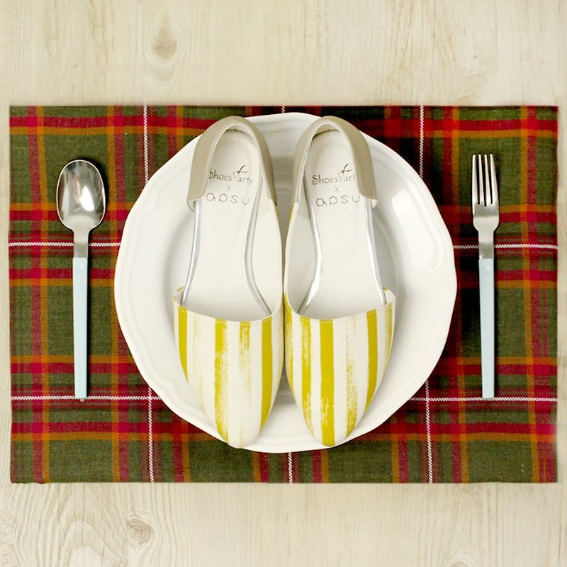 ----------Shoes Party--yellow mustard side basket empty Baoxie -------- toast on / handmade custom / Japan fabric - รองเท้าบัลเลต์ - วัสดุอื่นๆ สีเหลือง