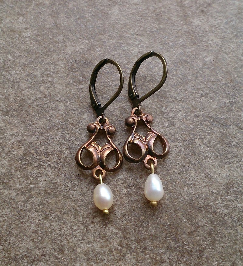 Art Deco Pearl Drop Earrings - ต่างหู - ไข่มุก สีทอง