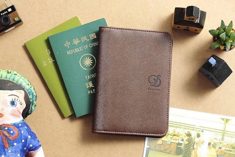 Dimengqi Dreamer Passport Case-Dark Brown - ที่เก็บพาสปอร์ต - หนังแท้ สีนำ้ตาล