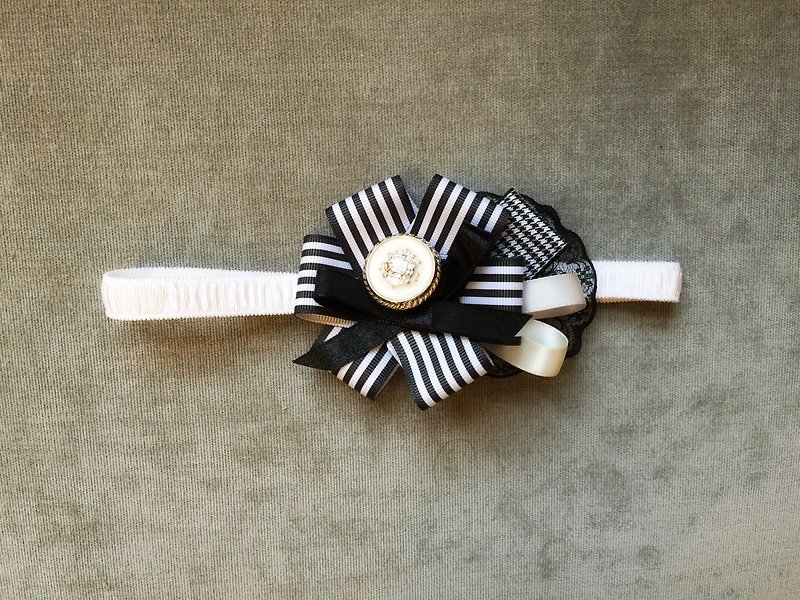 Handmade Elastic Headband with black and white stripe ribbon - Bibs - Other Materials Black