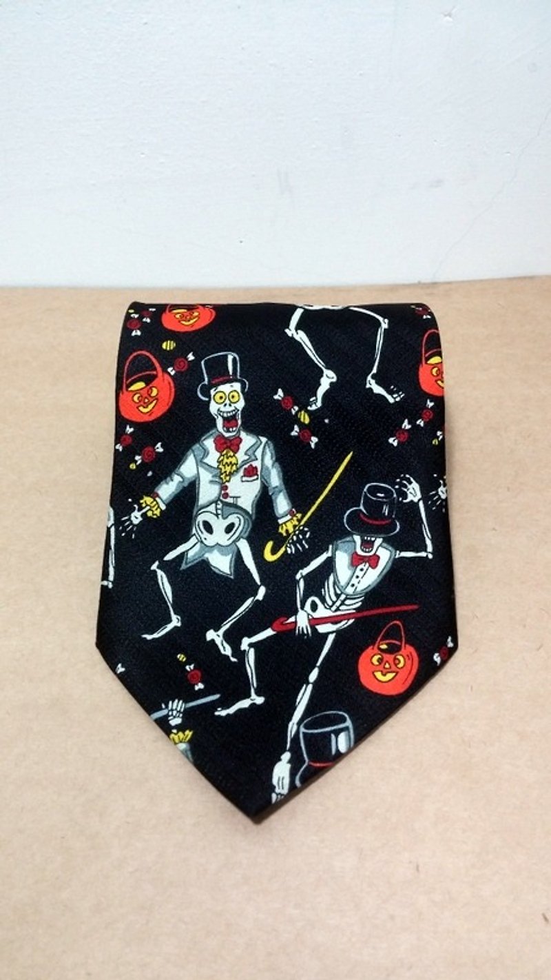 Classic retro dancing skeleton Halloween pumpkins vintage tie - Ties & Tie Clips - Other Materials 