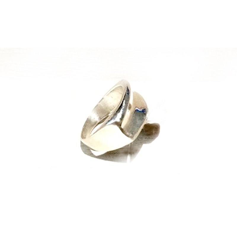 Hand-made silver jewelry_jumping ring - สร้อยคอ - โลหะ ขาว