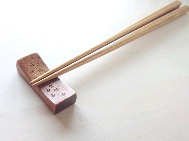 Paw footprints Chopstick rest Rectangle Gift wrapping Christmas Gift - Chopsticks - Wood Brown
