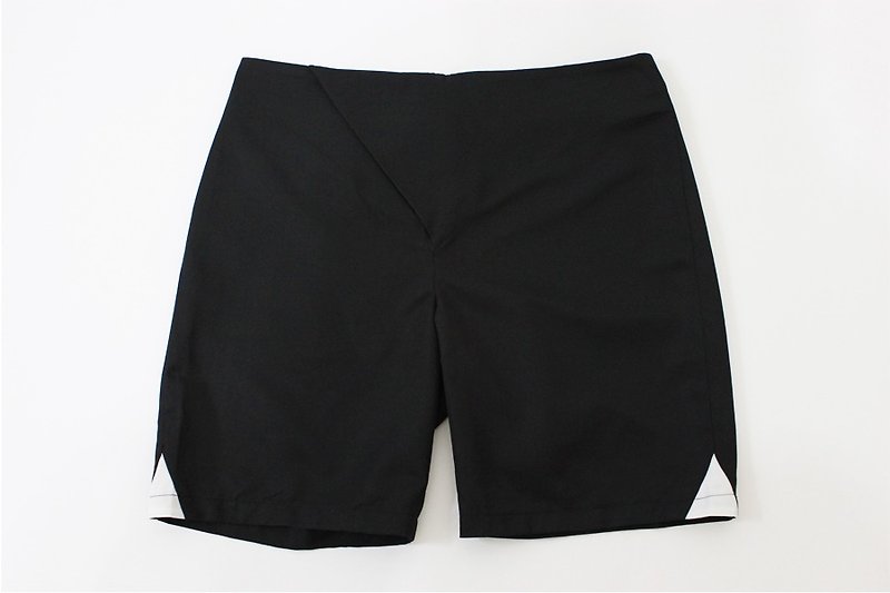 Taiwan designer brand men's fashion design avant-garde popular hakama shorts men's black - Men's Shorts - Other Materials Black