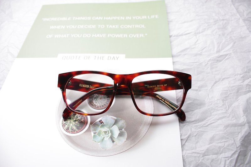 310 Square eyeglasses Handmade in Japan - Glasses & Frames - Other Materials Brown