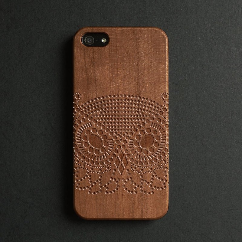 Real wood engraved iPhone 6 / 6 Plus case S015 - เคส/ซองมือถือ - ไม้ สีนำ้ตาล
