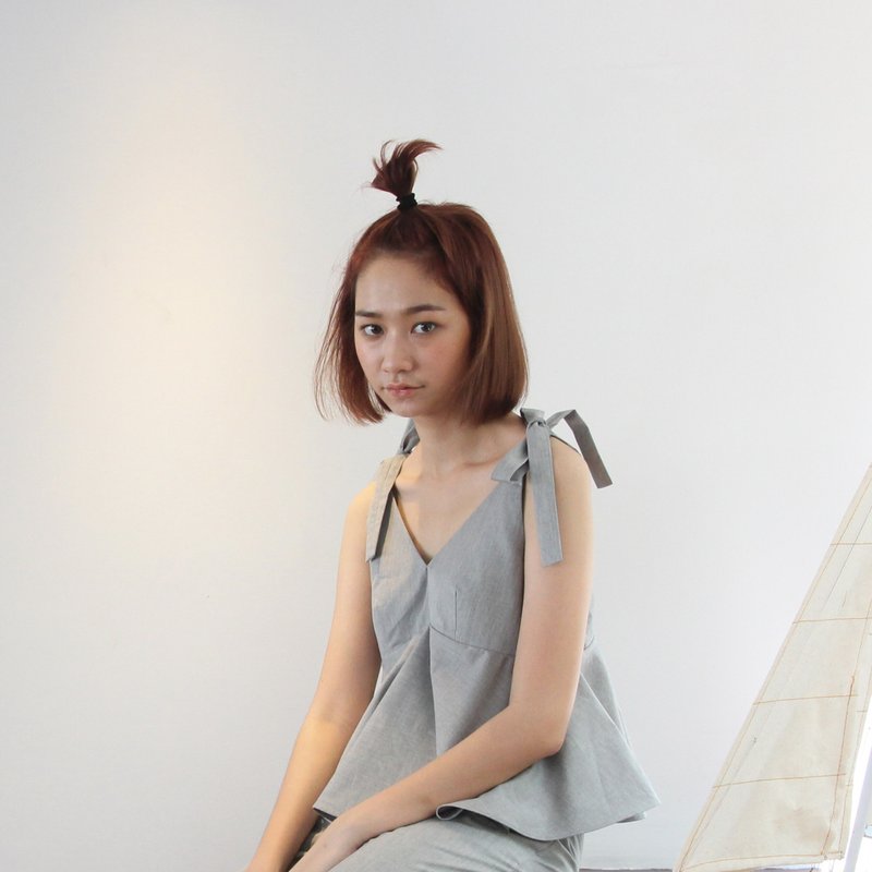 奶油泡芙小姐的淺灰色棉質上衣 (Choux Cream Top (soft grey)) - 女上衣/長袖上衣 - 紙 灰色