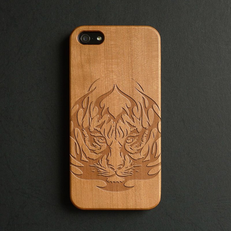 Real wood engraved iPhone 6 / 6 Plus case S057 tiger - Phone Cases - Wood Multicolor