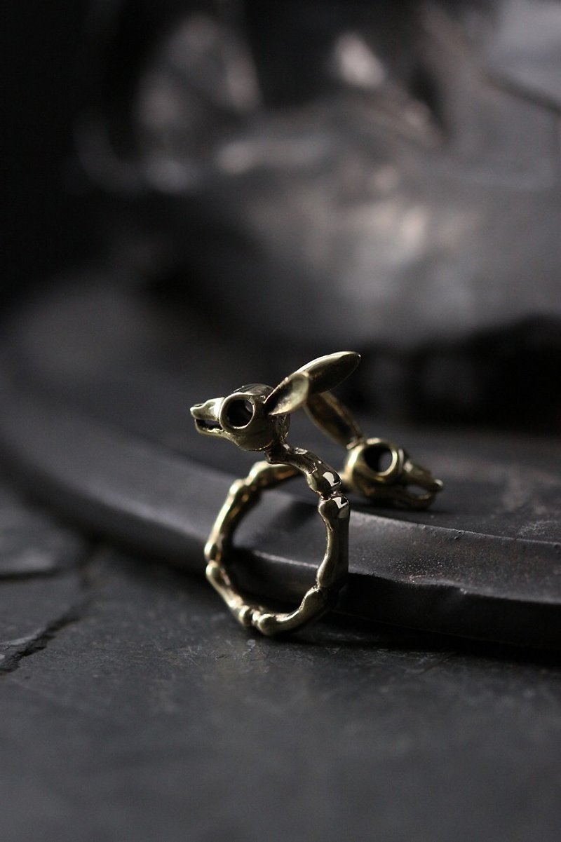 Two Rabbits Skull Ring by Defy. - 戒指 - 其他金屬 