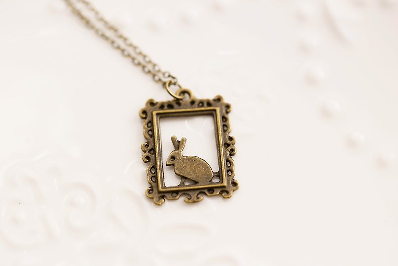 Bunny's side face necklace - Necklaces - Other Metals 