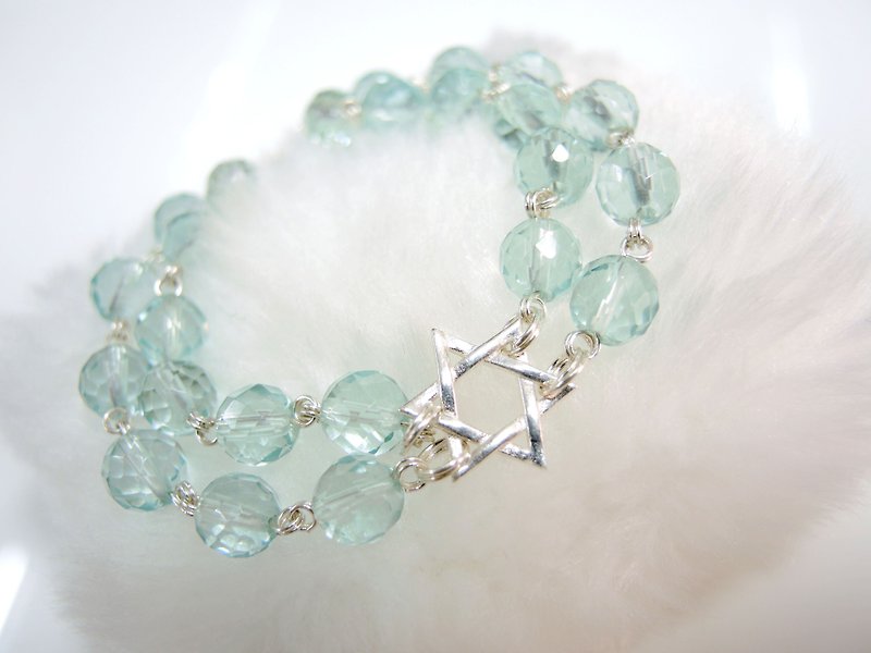 "Blue Star Ice Blue Starlight" bright six-pointed star layered sea blue glass bracelet - Bracelets - Gemstone Blue