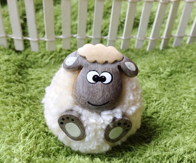 POM POM SHEEP key chain/ magnet - Shop longlasting Magnets - Pinkoi