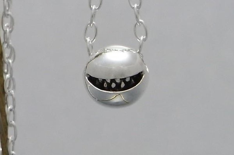 smile ball pendant S 【type:B】(s_m-P.07) ( 微笑 兽 牙 銀 垂饰 颈链 项链 ) - สร้อยคอ - เงินแท้ ขาว