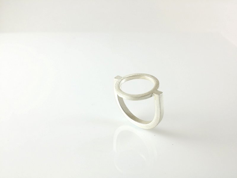 Sterling silver ring, Architecture collection ATR001 handmade silver jewelry - แหวนทั่วไป - เงินแท้ สีเงิน