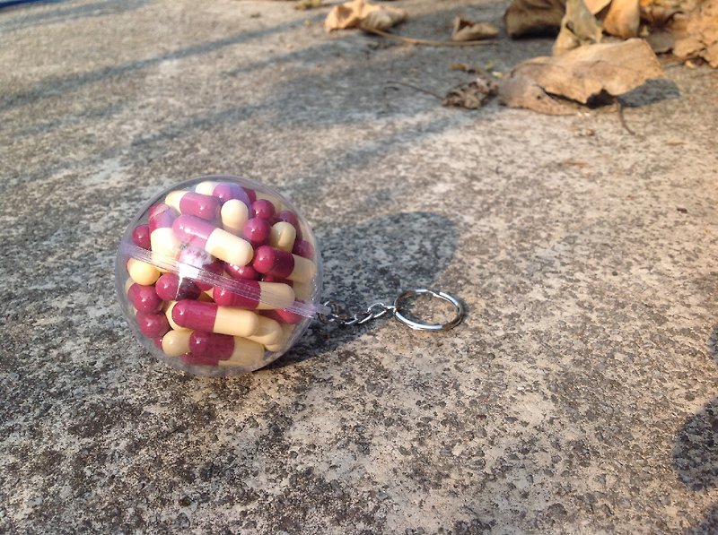 Ball rescue Series key ring - with wine, apple muscle - ที่ห้อยกุญแจ - พลาสติก หลากหลายสี