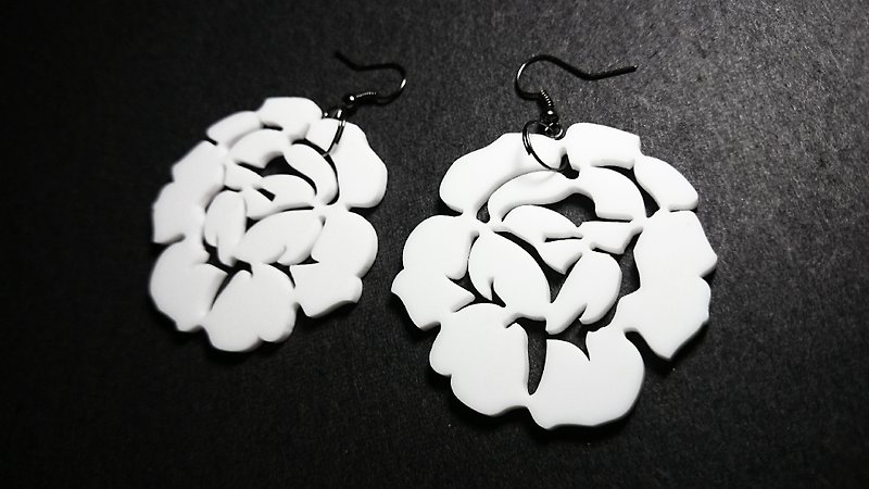Silhouette Series White Rose Earrings Pair