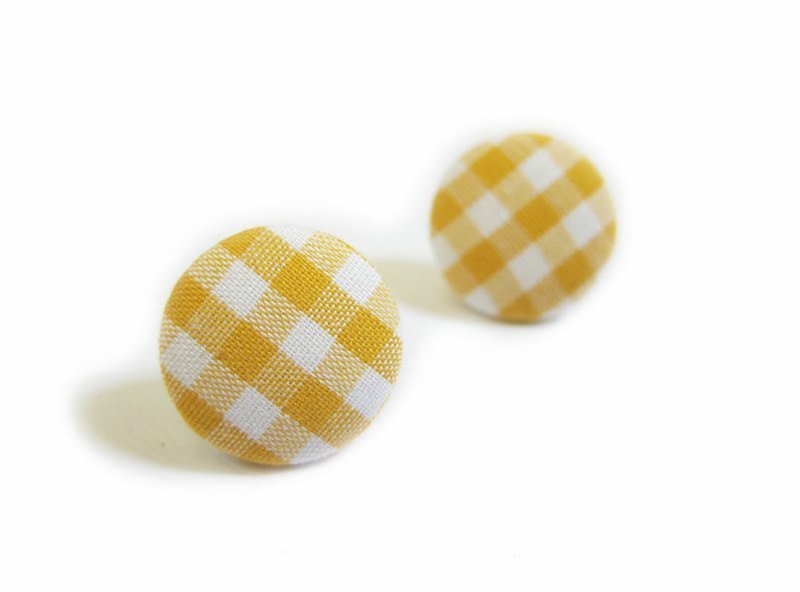 Cloth buckle earrings yellow plaid can be used as clip earrings - ต่างหู - วัสดุอื่นๆ 